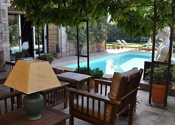 Bed & Breakfast L'hort De Sant Cebria Torroella de Fluviá