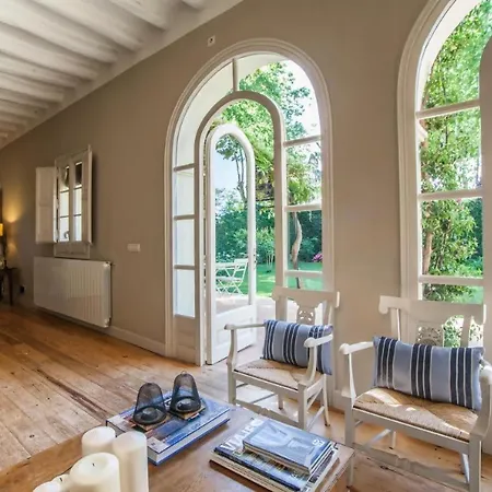 Lhort De Sant Cebrià Bed & Breakfast 3*
