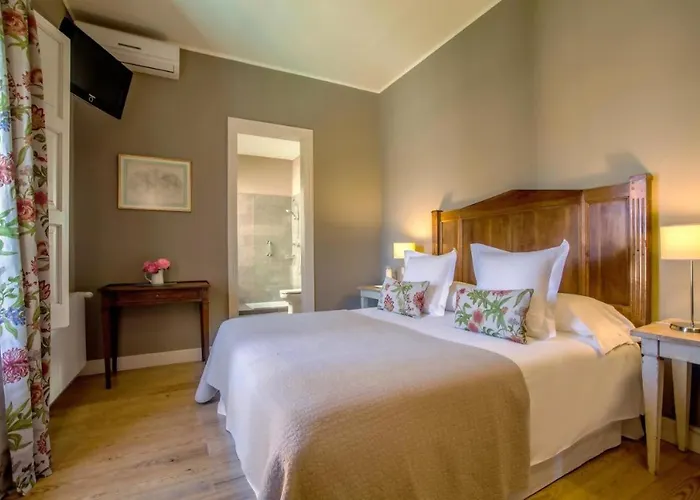 Bed & Breakfast Lhort De Sant Cebria 3*